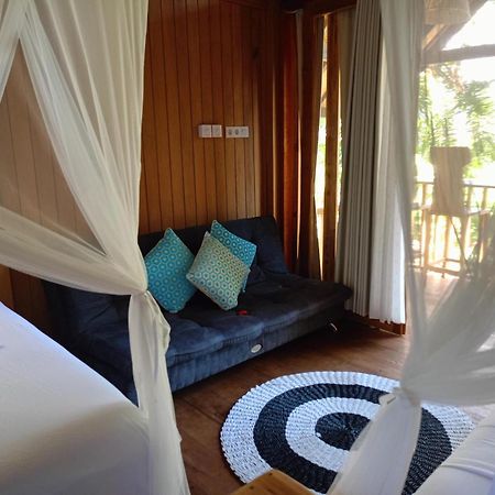 Bintang Tiga Bungalows Gili Air Buitenkant foto