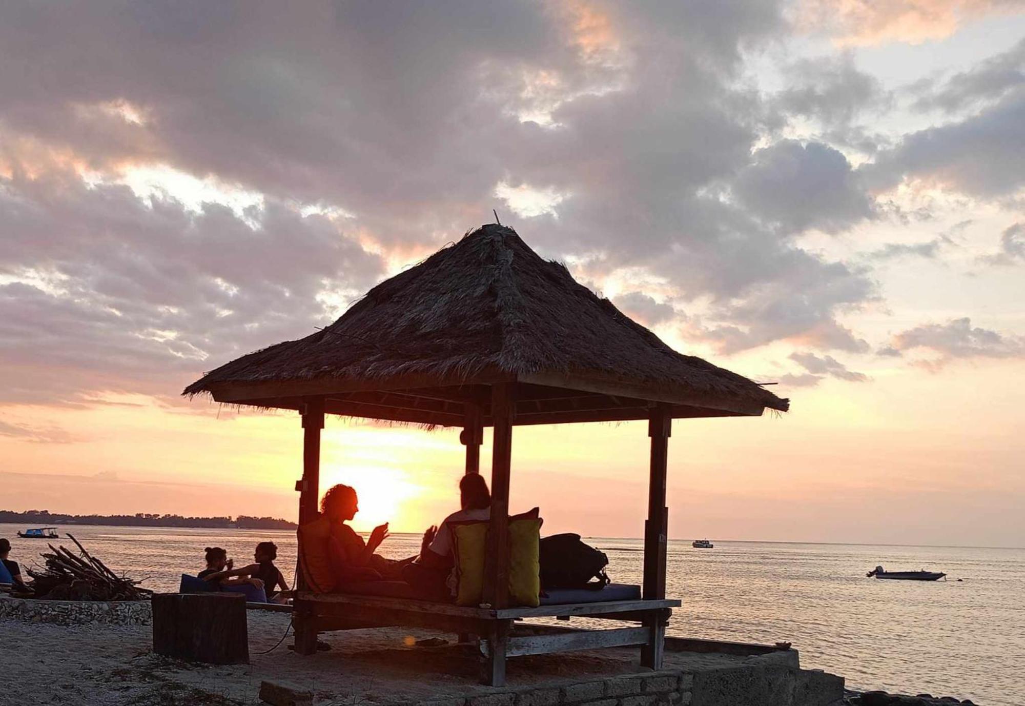 Bintang Tiga Bungalows Gili Air Buitenkant foto