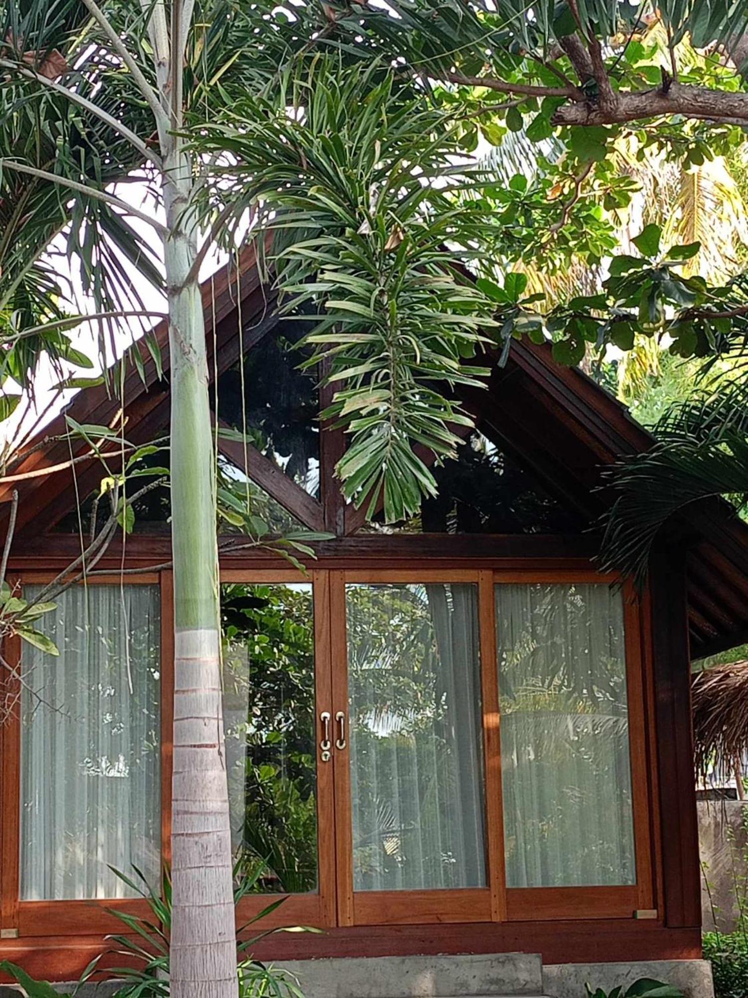 Bintang Tiga Bungalows Gili Air Buitenkant foto
