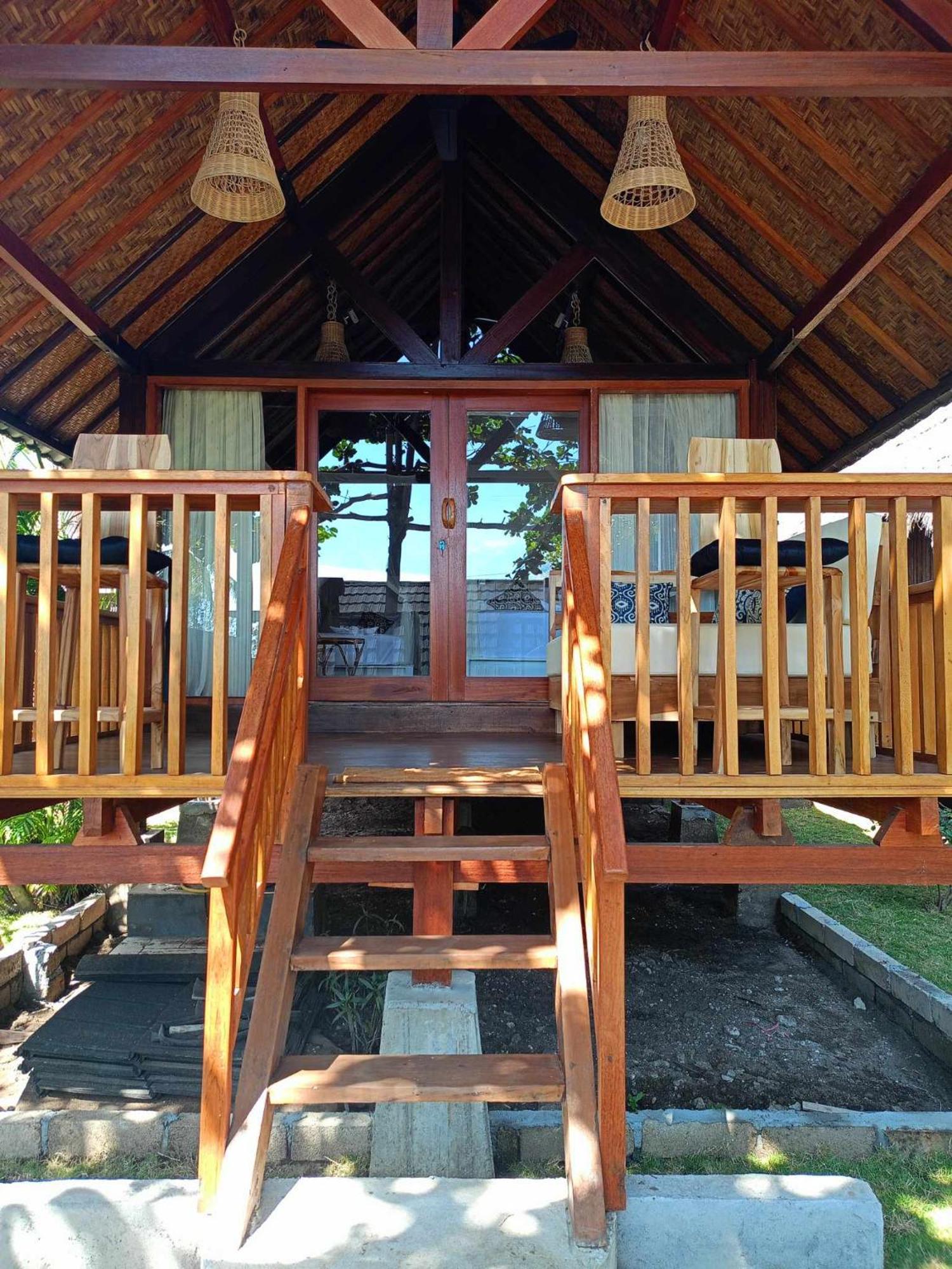 Bintang Tiga Bungalows Gili Air Buitenkant foto