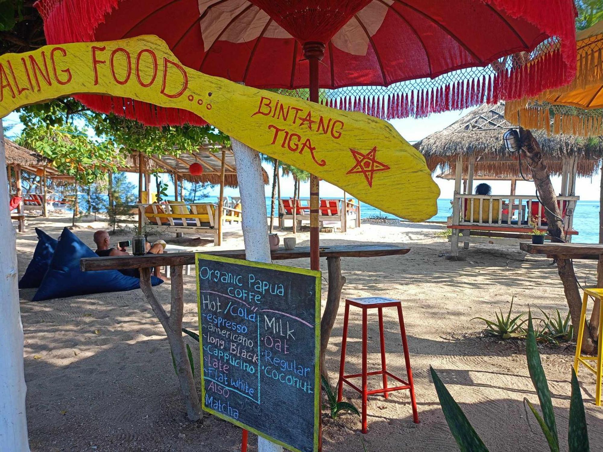 Bintang Tiga Bungalows Gili Air Buitenkant foto