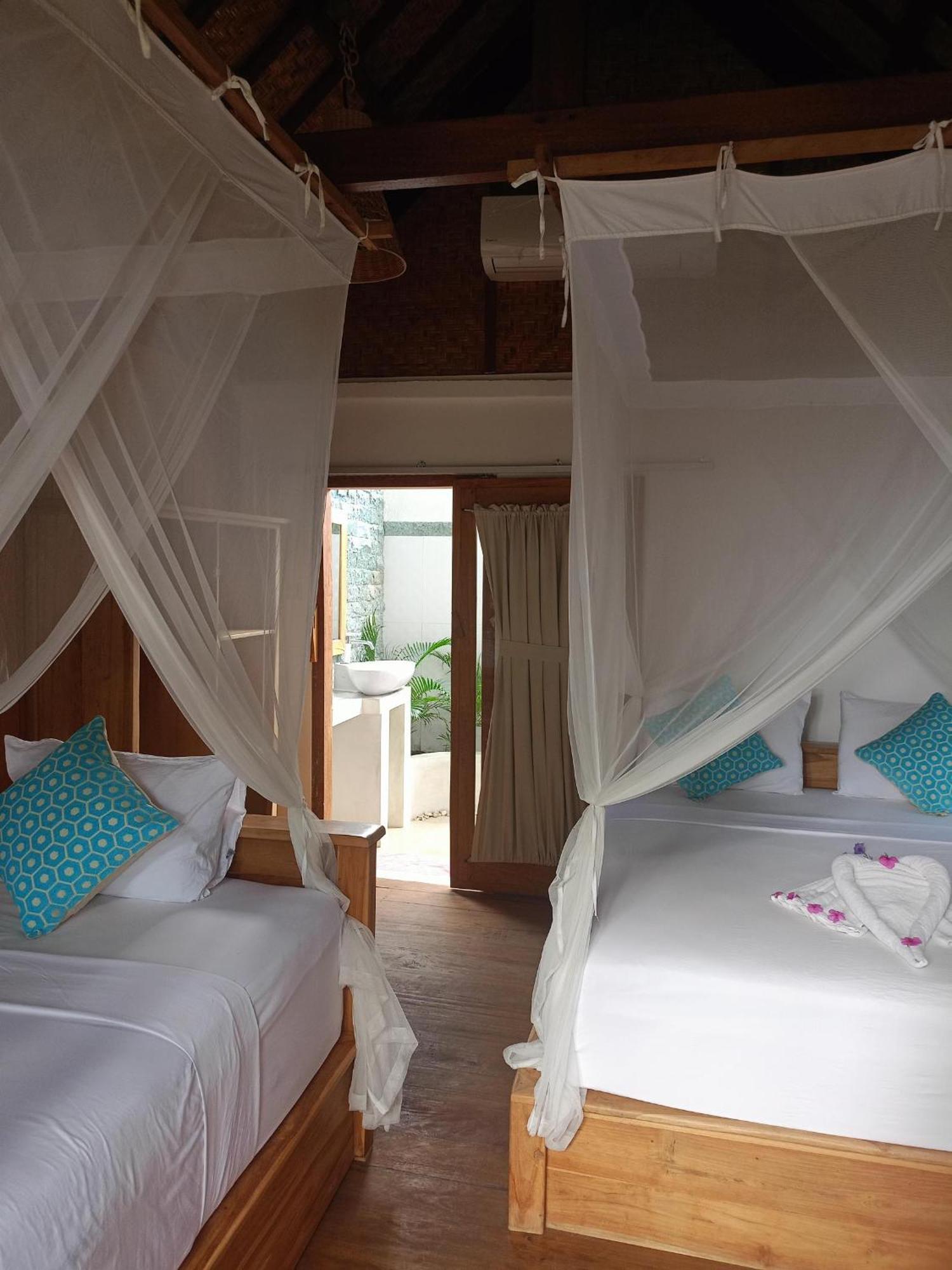 Bintang Tiga Bungalows Gili Air Buitenkant foto